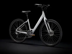 Trek Bikes Verve 3 Disc Lowstep Gen 4